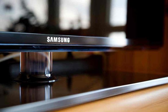 Samsung TU700D